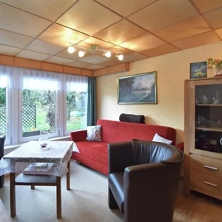 Dom wakacyjny Hideaway With Wood Stove Thale